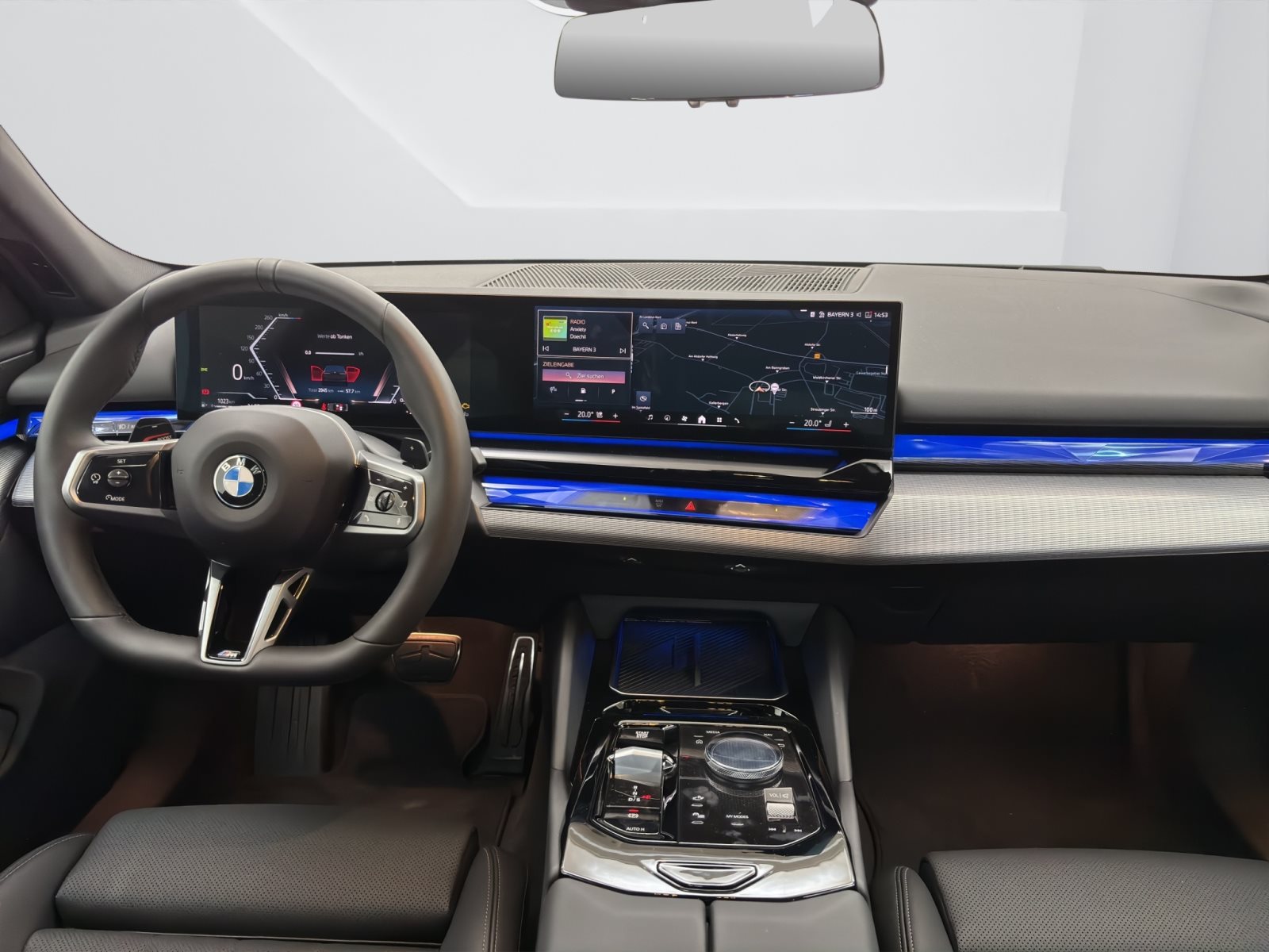 Fahrzeugabbildung BMW 520d Limousine [M Sport, ACC, AHK, h&k Sound, 20 LMR]