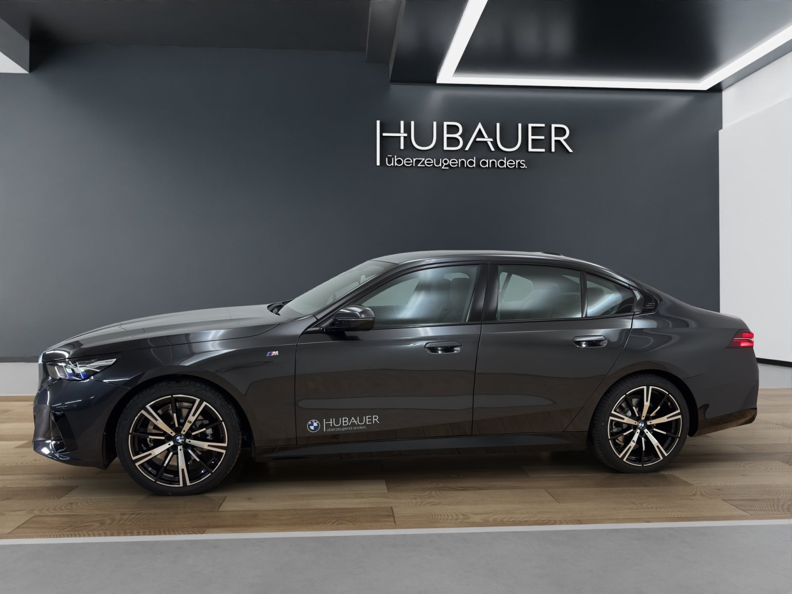 Fahrzeugabbildung BMW 520d Limousine [M Sport, ACC, AHK, h&k Sound, 20 LMR]