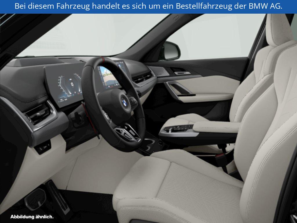 Fahrzeugabbildung BMW X1 M35i xDrive