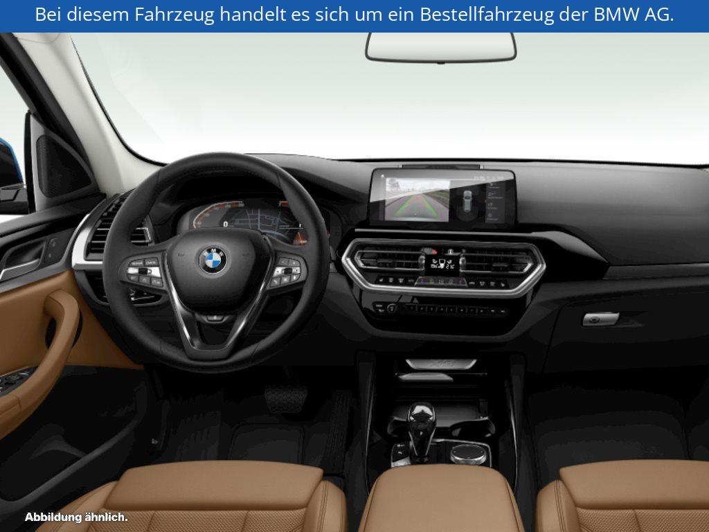Fahrzeugabbildung BMW X3 xDrive20i