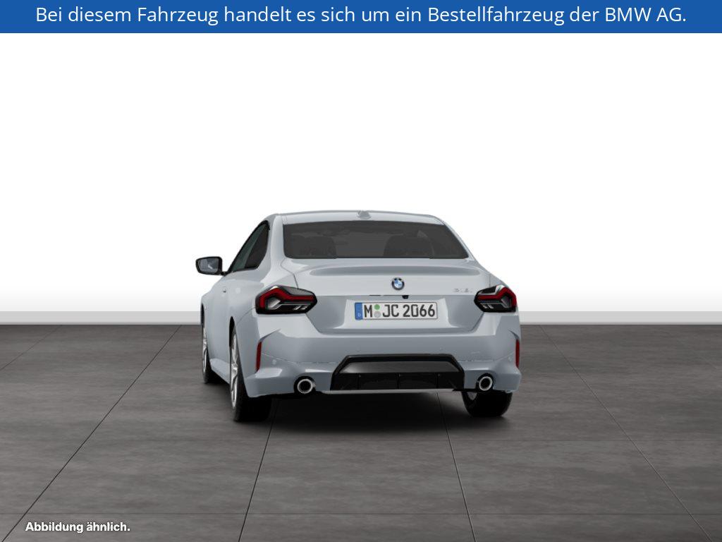 Fahrzeugabbildung BMW 218i Coupé