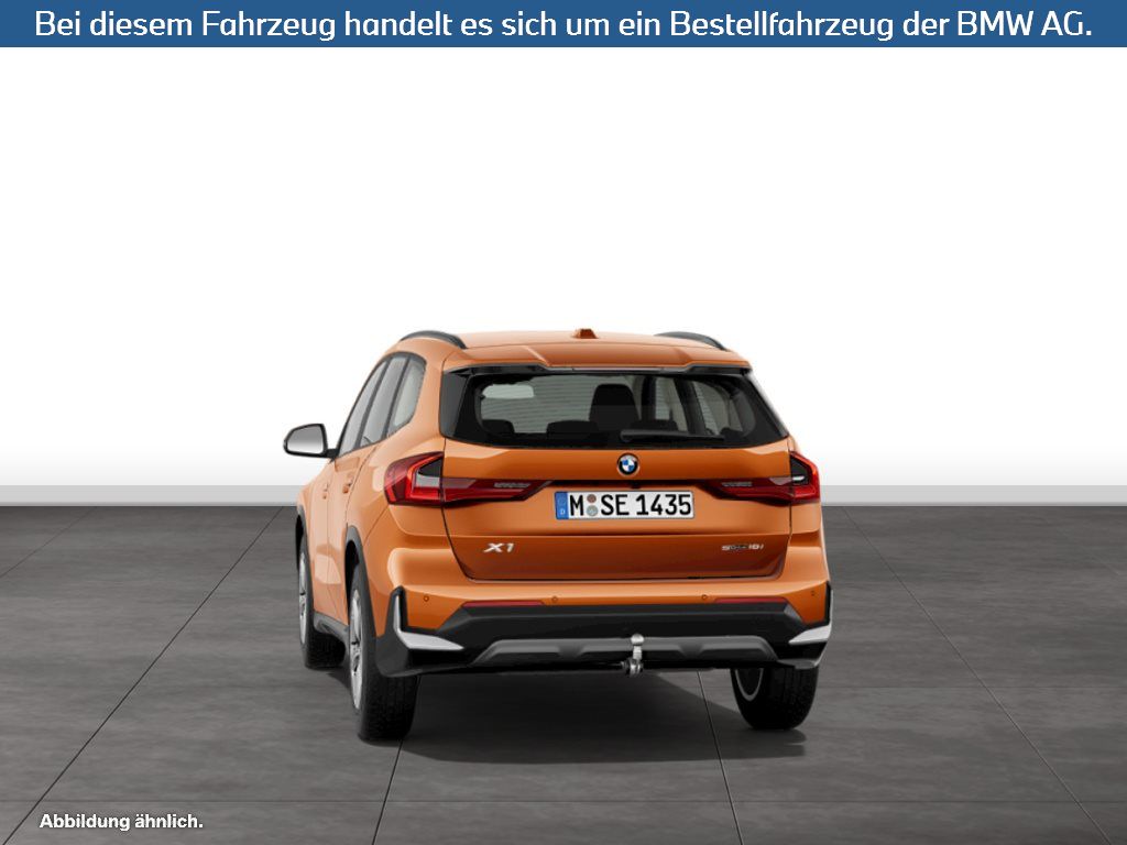 Fahrzeugabbildung BMW X1 sDrive18i SAV