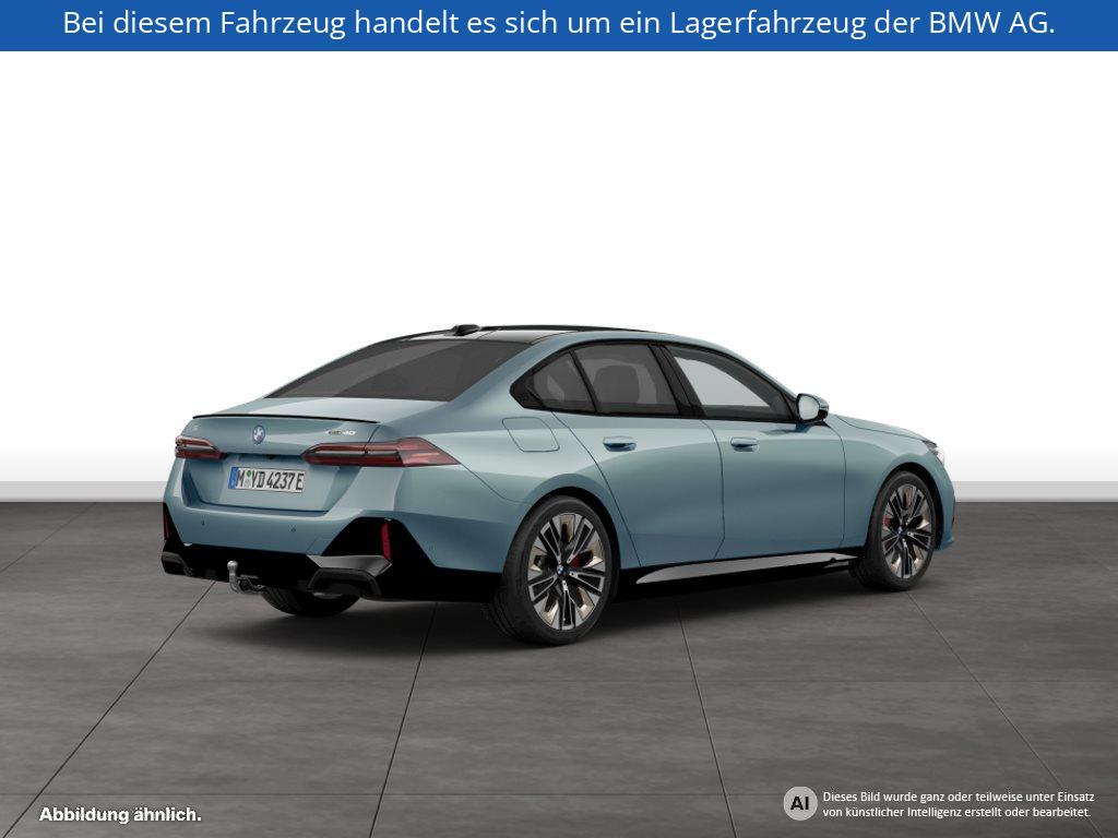 Fahrzeugabbildung BMW i5 xDrive40
