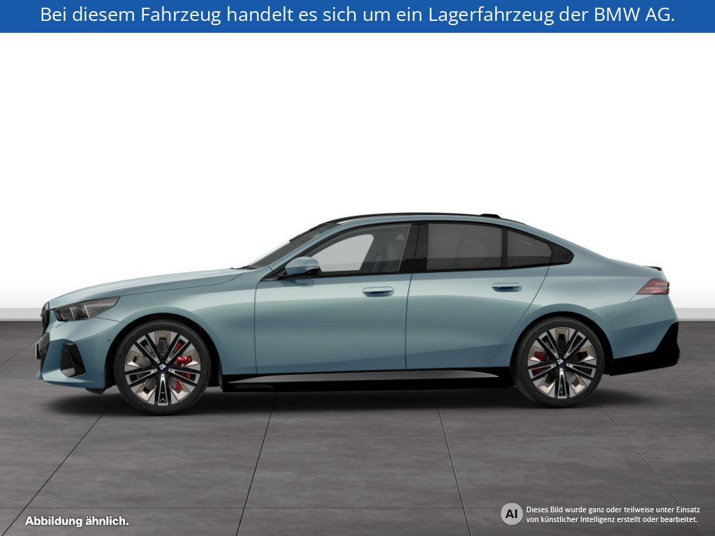 Fahrzeugabbildung BMW i5 xDrive40