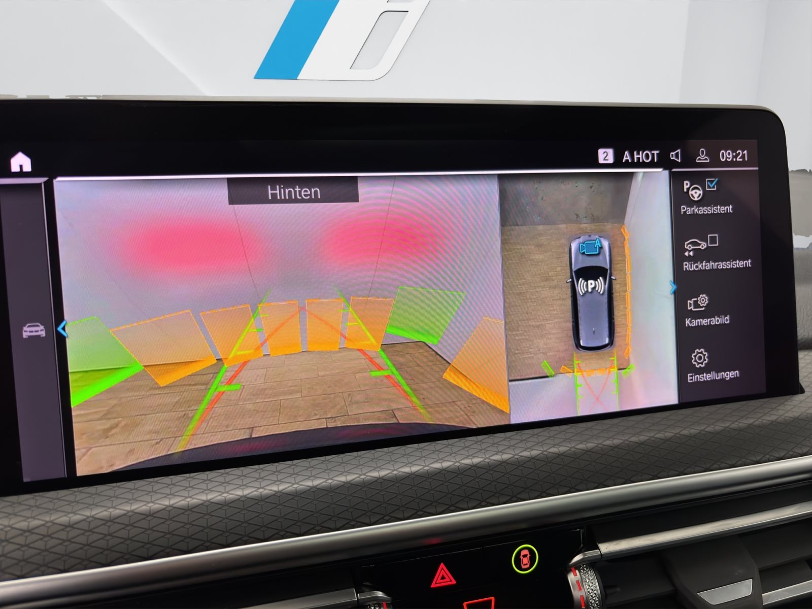 Fahrzeugabbildung BMW iX3 [M Sport, Impressive, HUD, HK Sound, 360°]