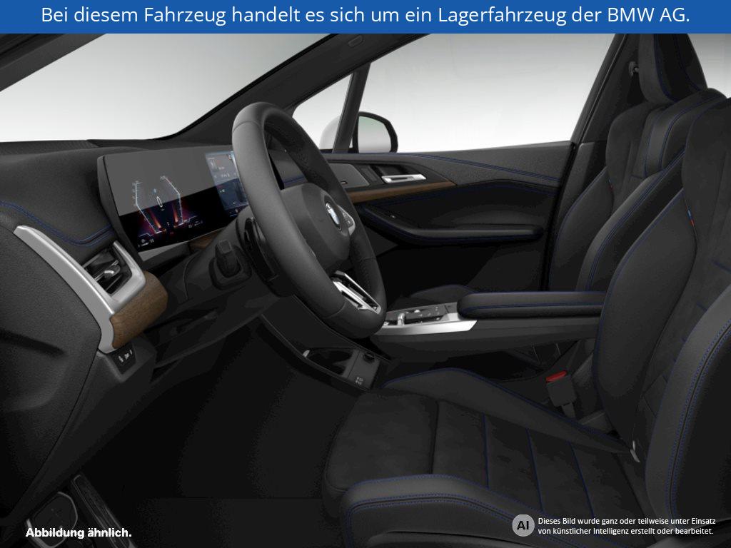Fahrzeugabbildung BMW 220i Active Tourer