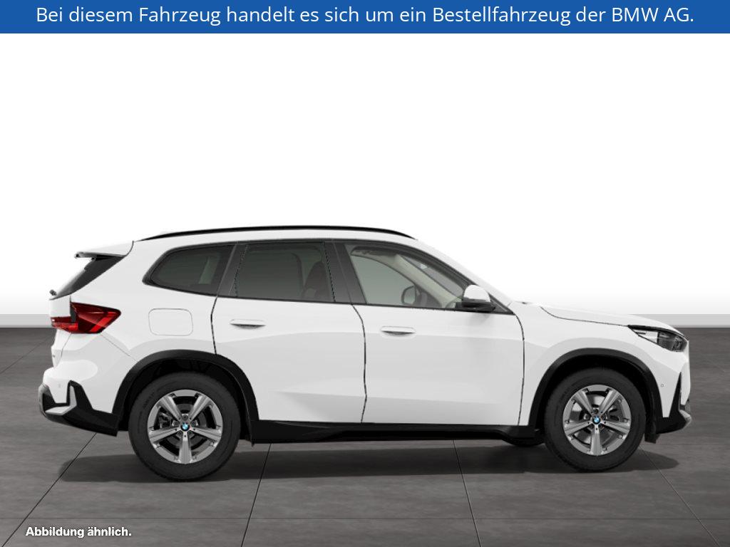 Fahrzeugabbildung BMW X1 xDrive23i