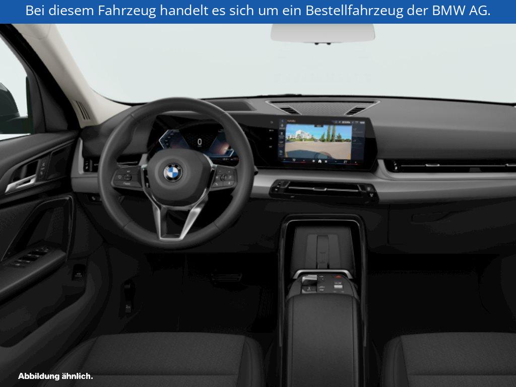 Fahrzeugabbildung BMW X2 sDrive18d