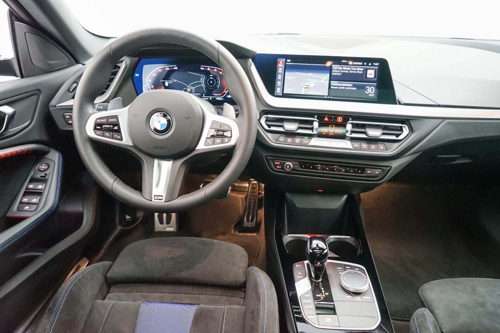 Fahrzeugabbildung BMW 220i Gran Coupé [M Sport, LC Prof., ACC, RFK]