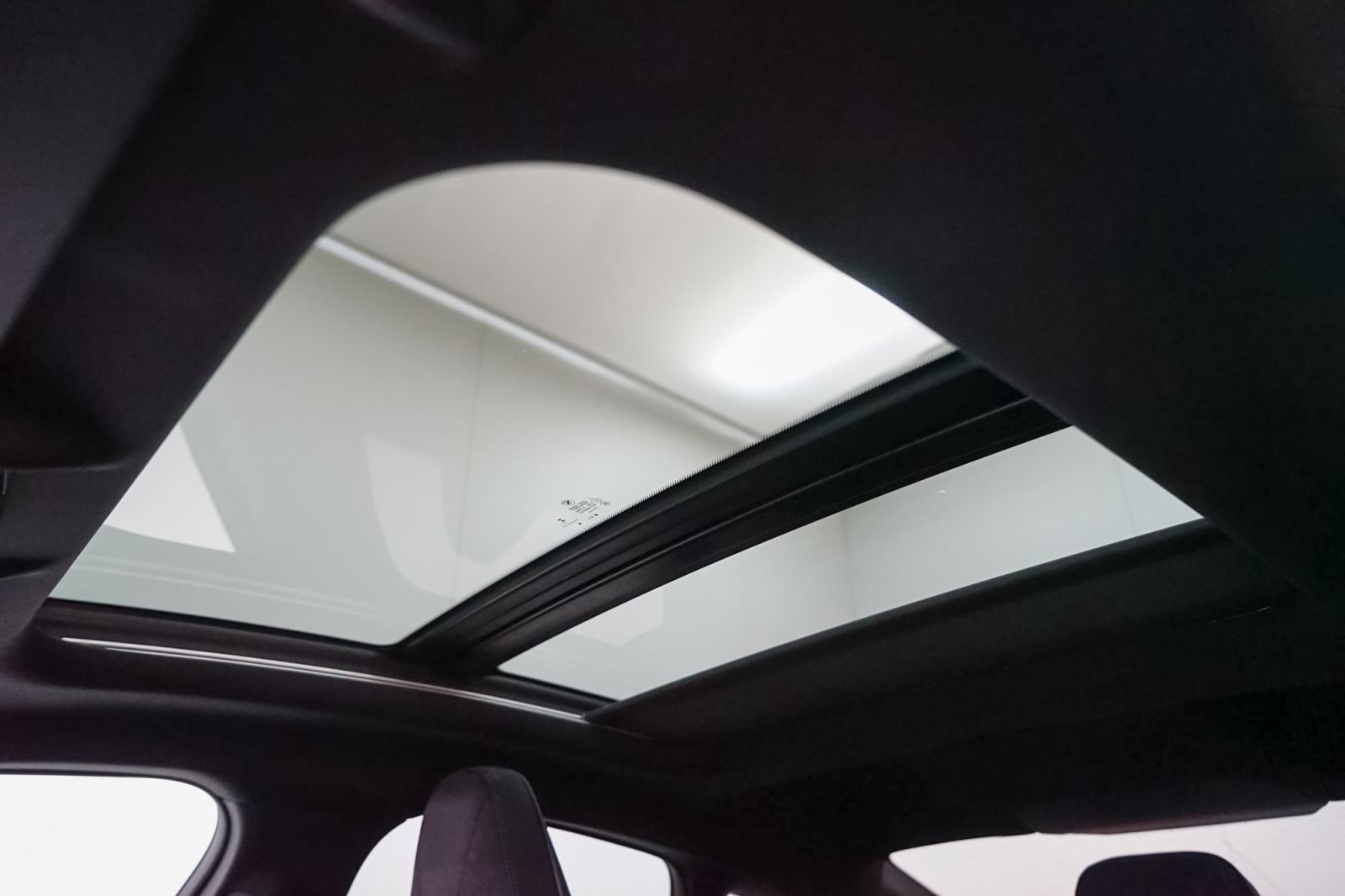 Fahrzeugabbildung BMW 220i Gran Coupé [M Sport, LC Prof., ACC, RFK]