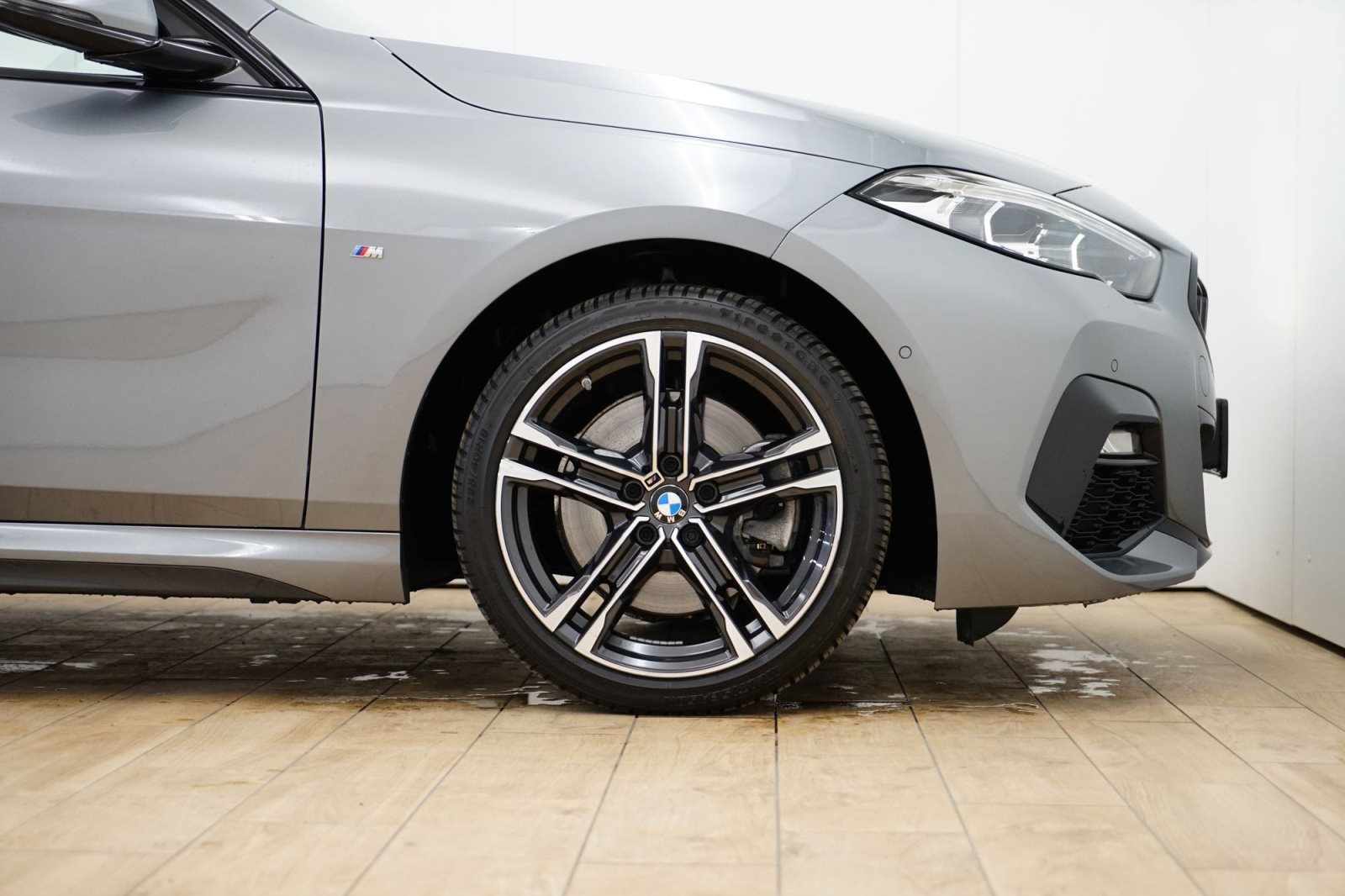 Fahrzeugabbildung BMW 220i Gran Coupé [M Sport, LC Prof., ACC, RFK]