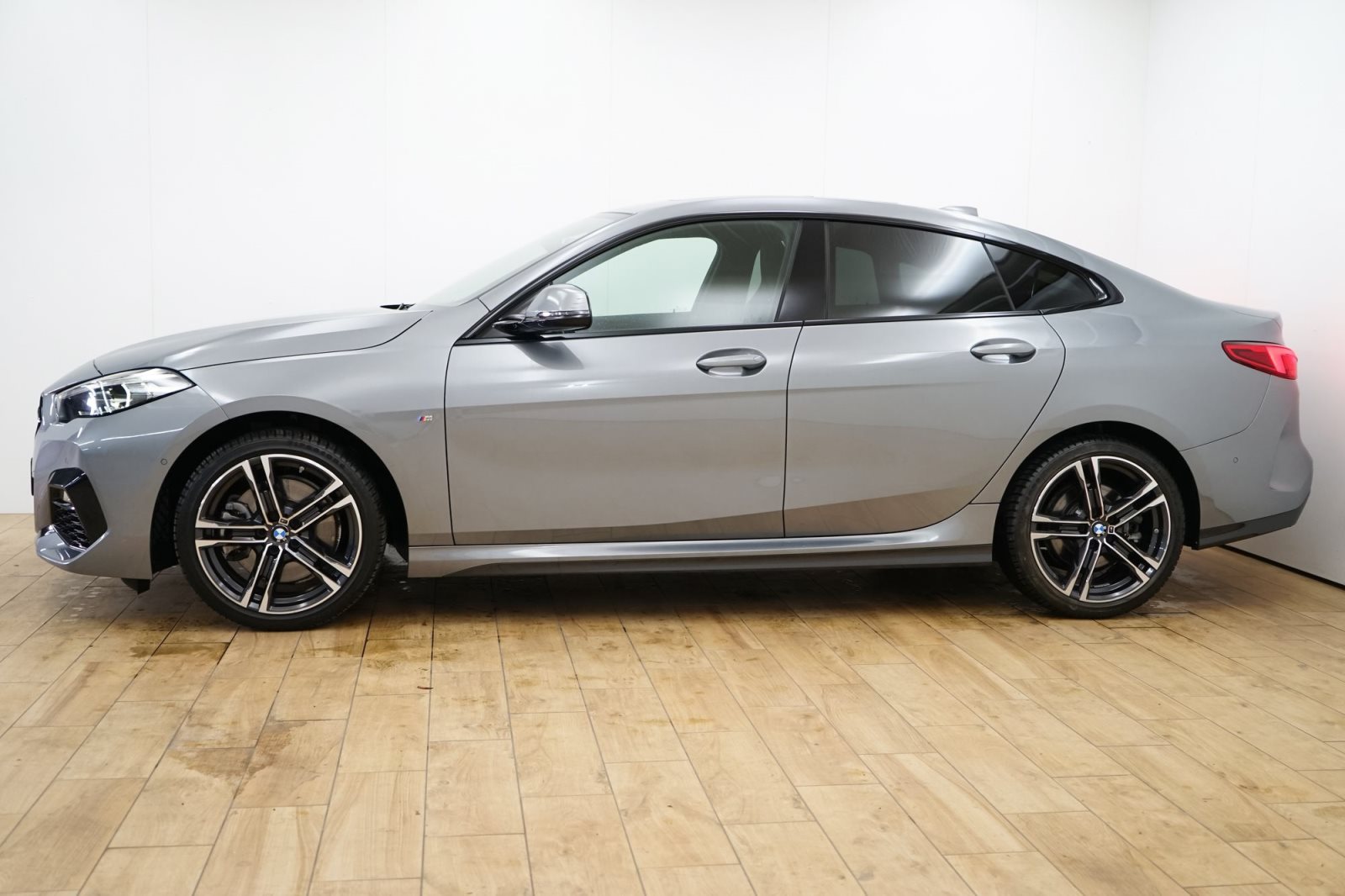Fahrzeugabbildung BMW 220i Gran Coupé [M Sport, LC Prof., ACC, RFK]