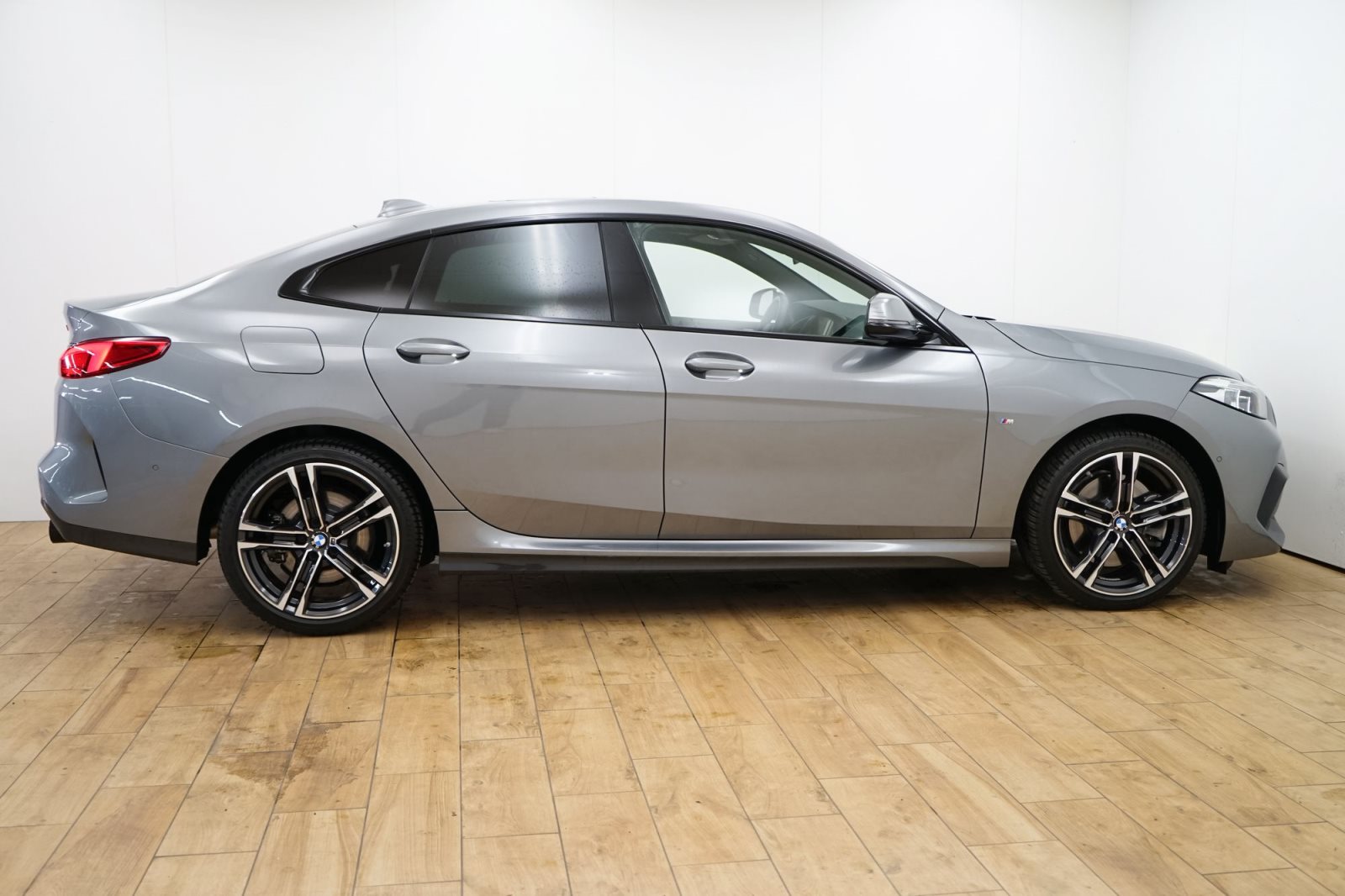 Fahrzeugabbildung BMW 220i Gran Coupé [M Sport, LC Prof., ACC, RFK]