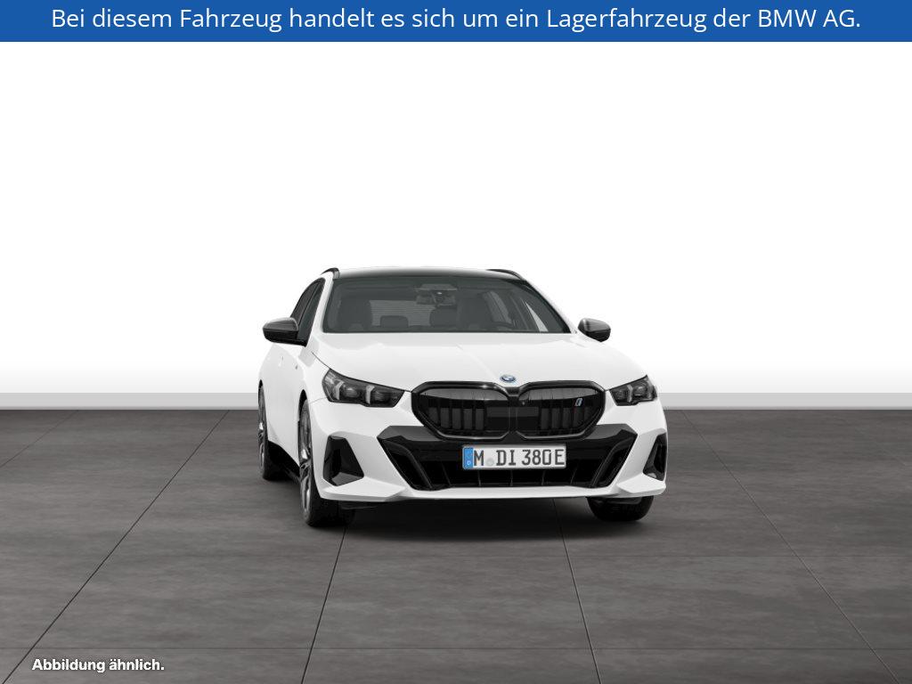 Fahrzeugabbildung BMW i5 eDrive40 Touring