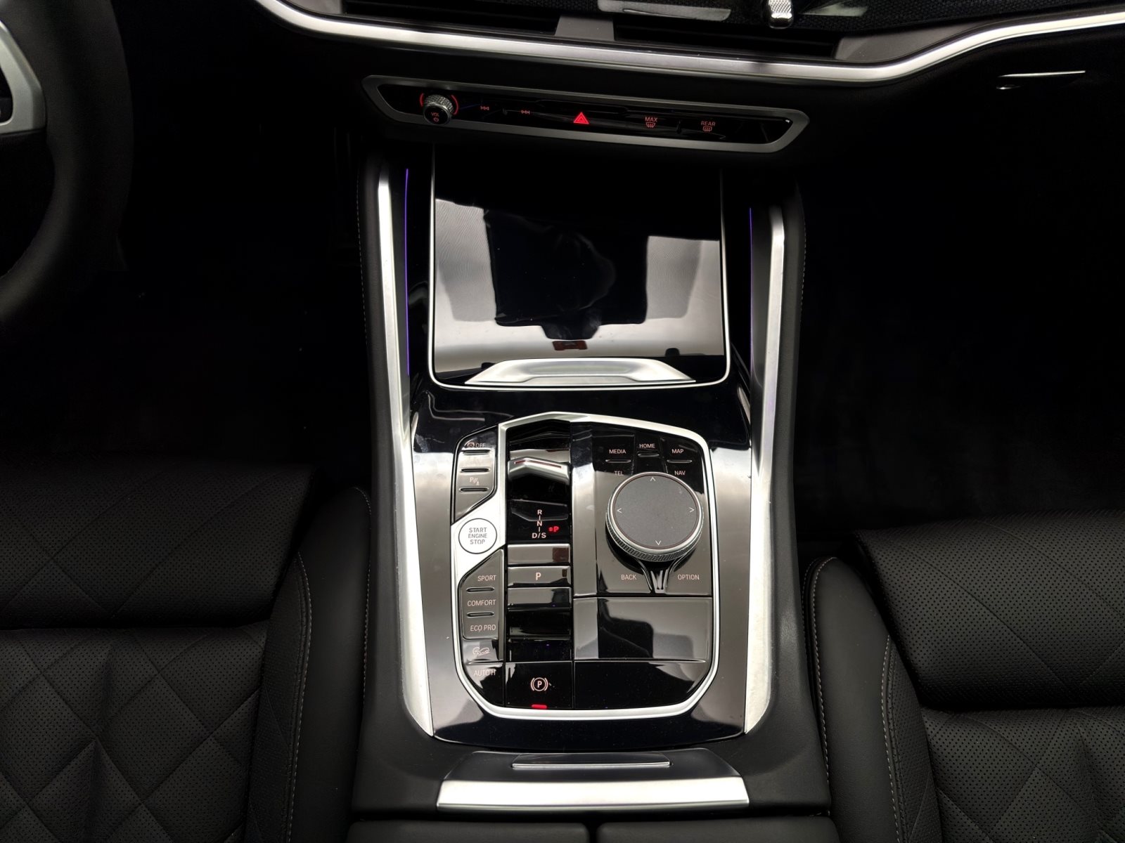 Fahrzeugabbildung BMW X6 xDrive30d [M Sport, HK Sound, Standhz., AHK]