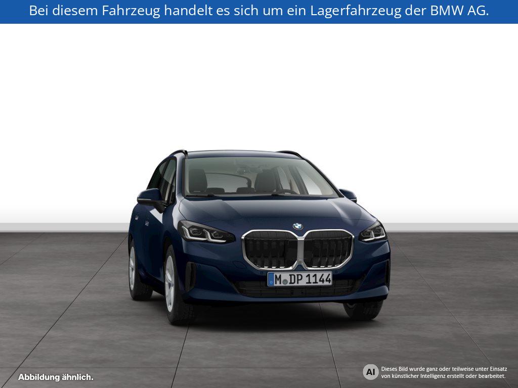 Fahrzeugabbildung BMW 220i Active Tourer