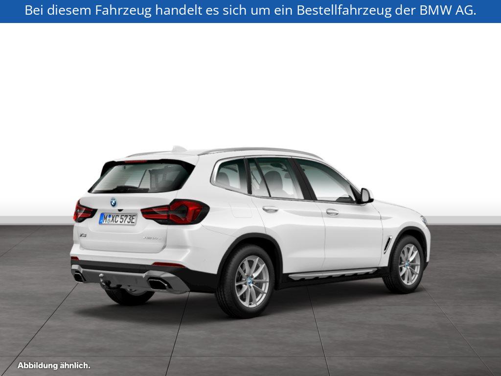 Fahrzeugabbildung BMW X3 xDrive30e