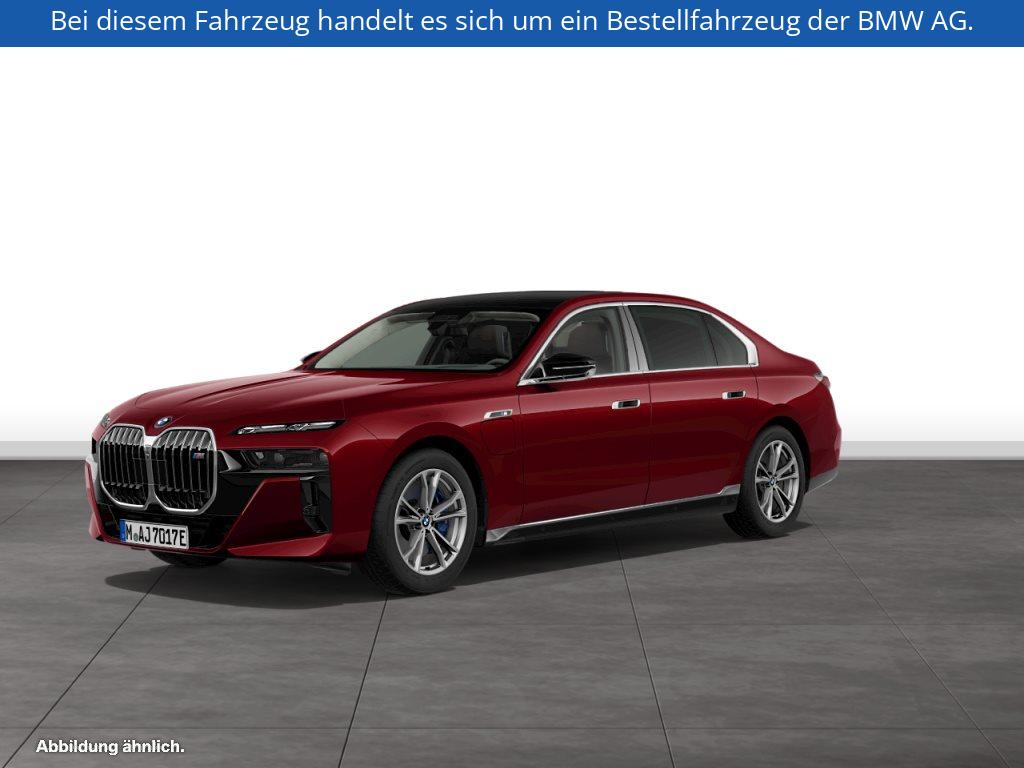 BMW M760e xDrive Limousine