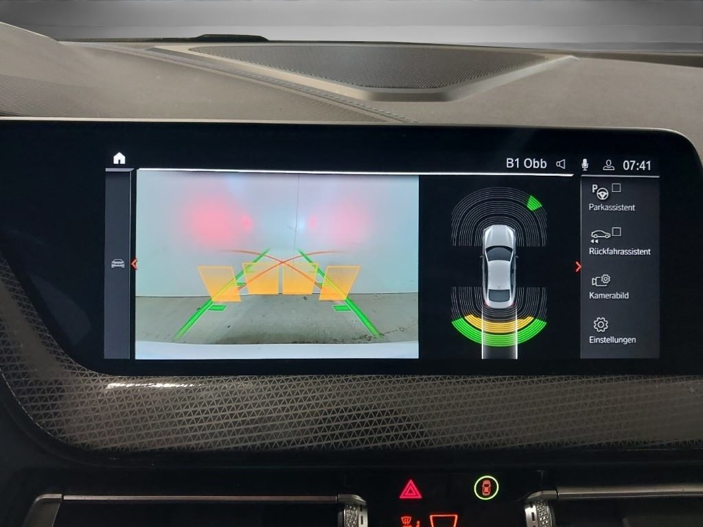 Fahrzeugabbildung BMW 218i Gran Coupé [M Sport, HK Sound, Pano, ACC]