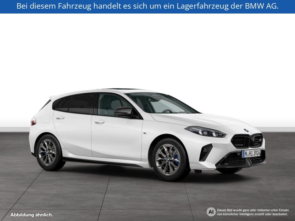 Fahrzeugabbildung BMW M135 xDrive