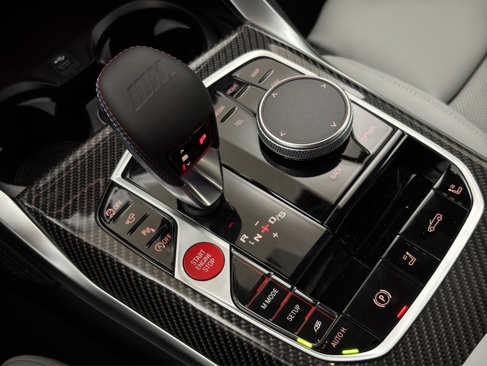 Fahrzeugabbildung BMW M4 Competition Cabrio xDrive [Individual, HUD, ACC]