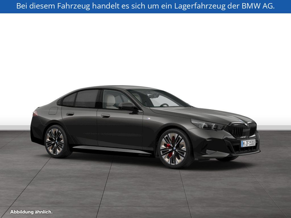 Fahrzeugabbildung BMW 550e xDrive Limousine
