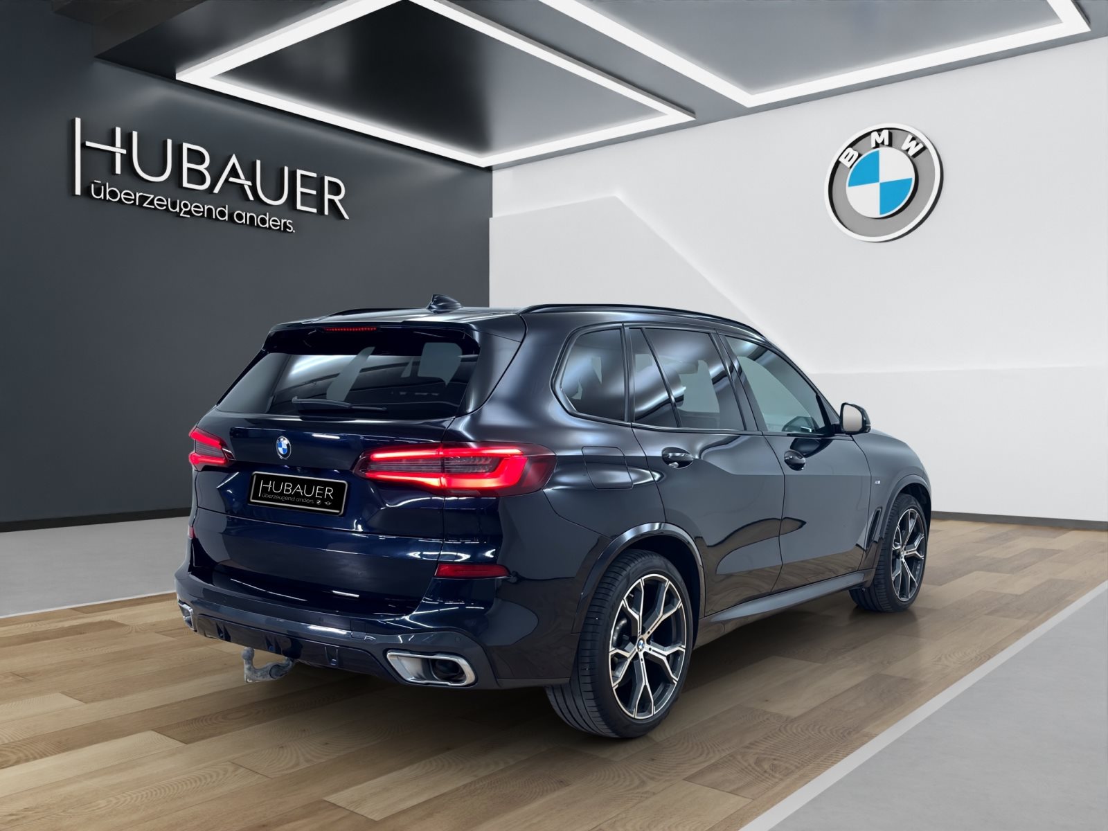 Fahrzeugabbildung BMW X5 xDrive40d [M Sport, Laser, AHK, Standheizung]