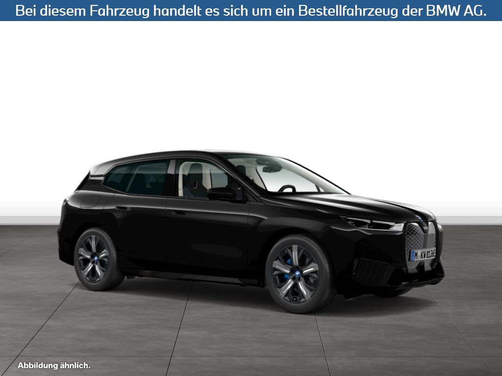 Fahrzeugabbildung BMW iX xDrive40