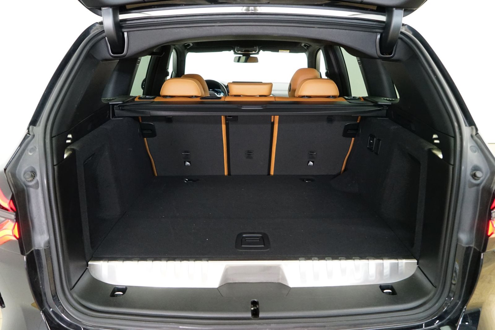 Fahrzeugabbildung BMW X3 xDrive30e [M Sport, LC Prof., LED, 19 LMR, RFK]
