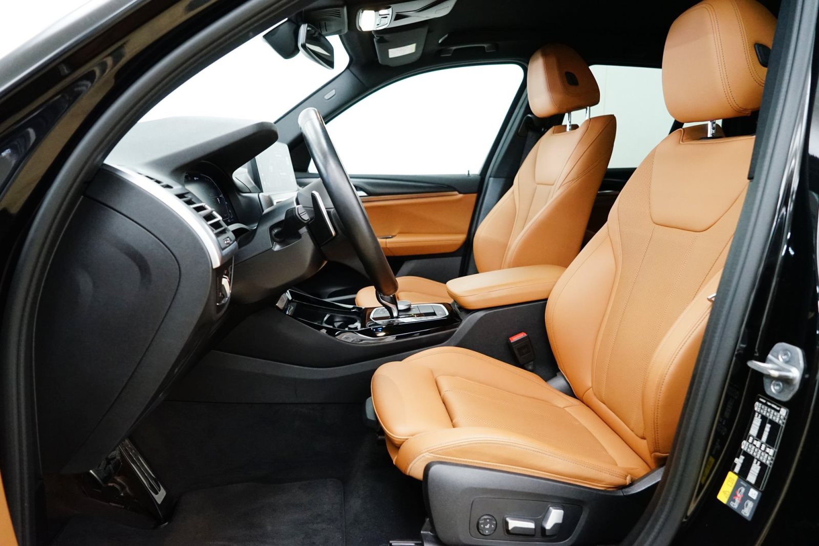 Fahrzeugabbildung BMW X3 xDrive30e [M Sport, LC Prof., LED, 19 LMR, RFK]