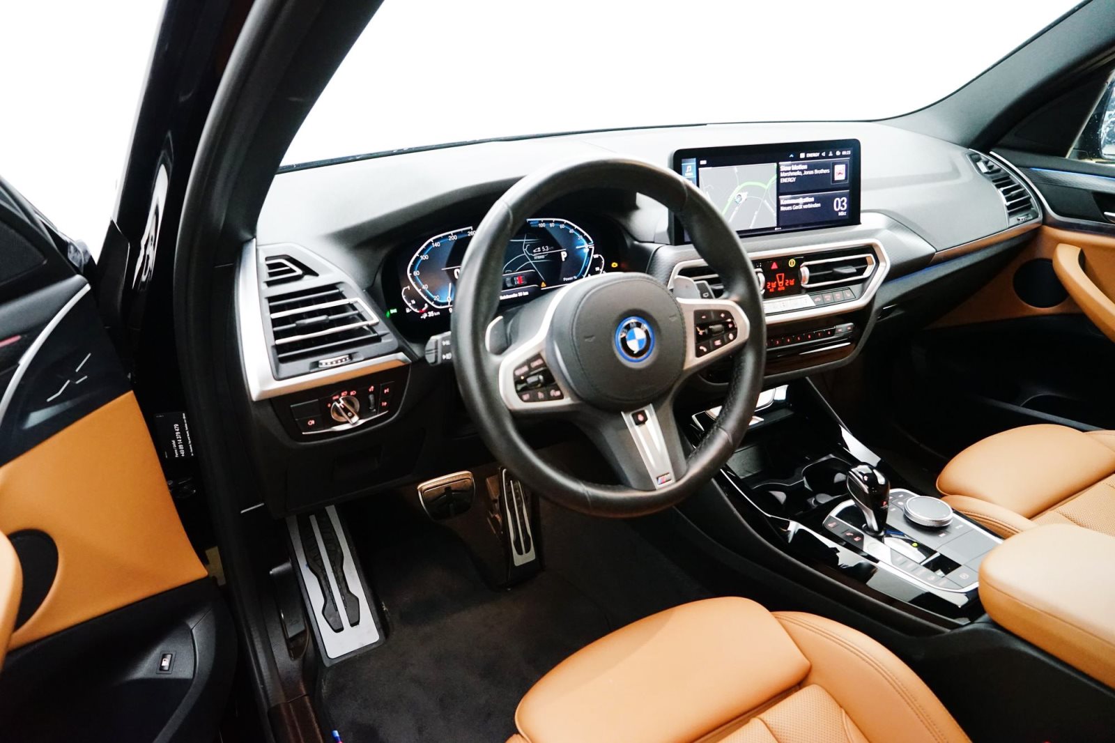 Fahrzeugabbildung BMW X3 xDrive30e [M Sport, LC Prof., LED, 19 LMR, RFK]