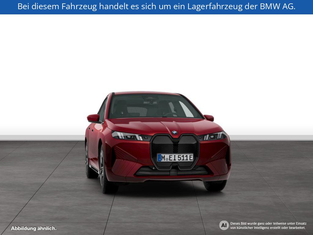 Fahrzeugabbildung BMW iX xDrive45