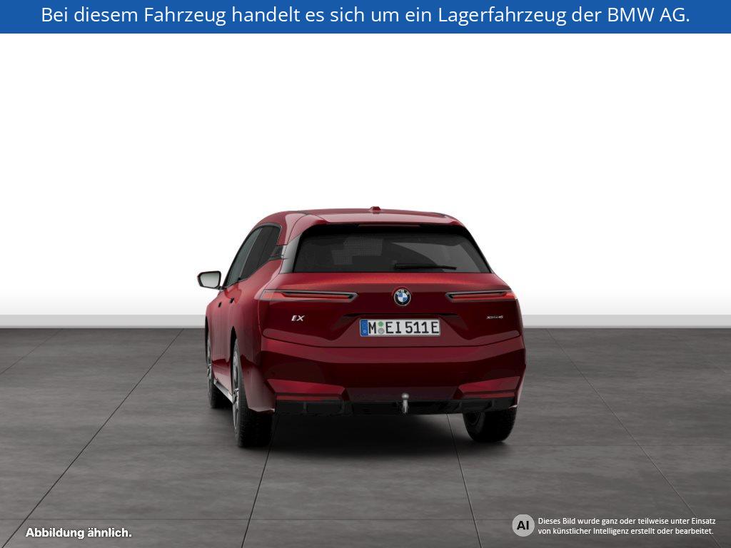 Fahrzeugabbildung BMW iX xDrive45