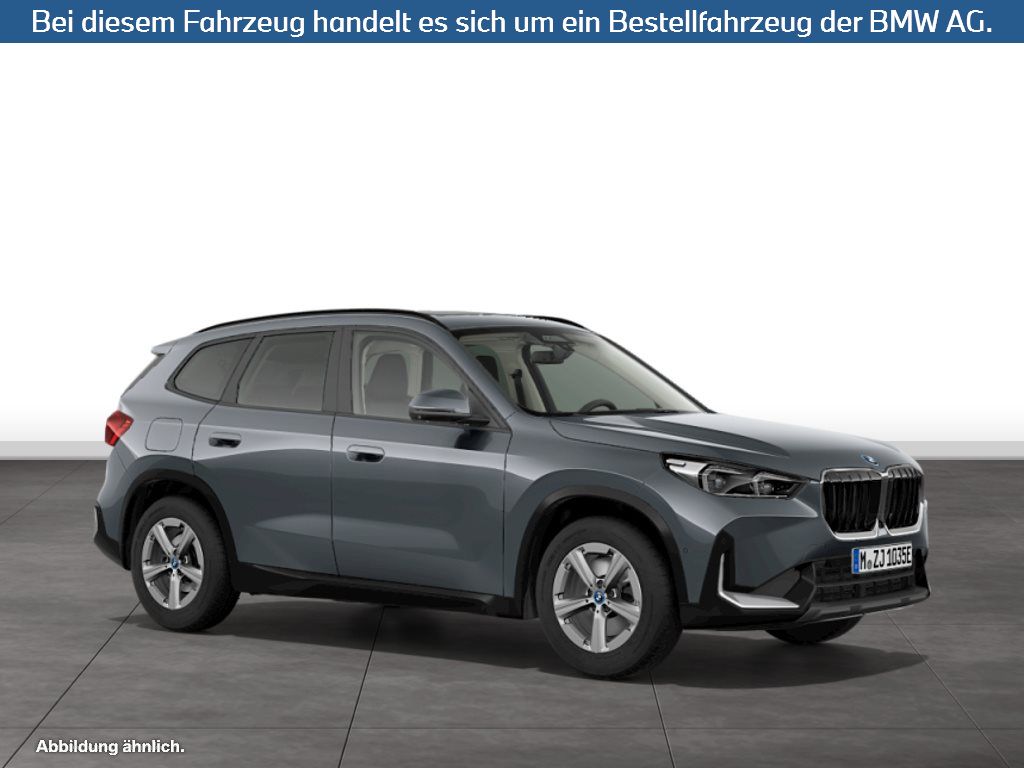 Fahrzeugabbildung BMW X1 xDrive30e