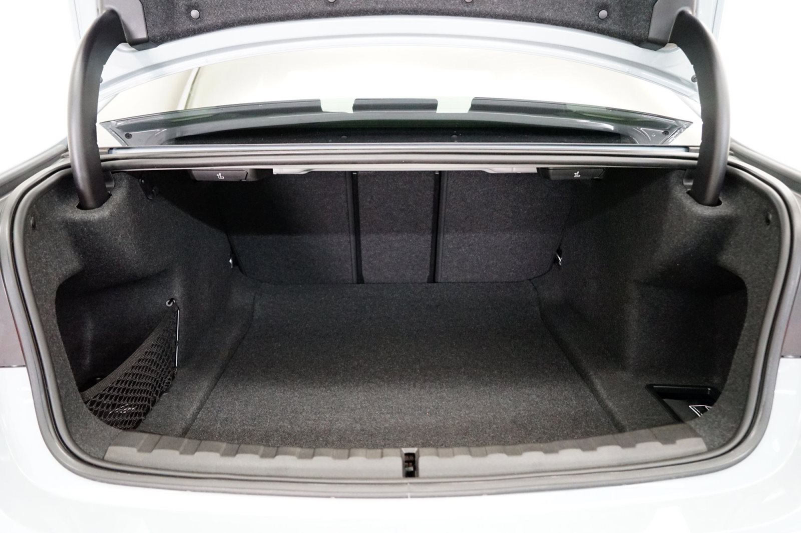 Fahrzeugabbildung BMW M340d xDrive Limousine [M Perf. Parts, HK Sound]