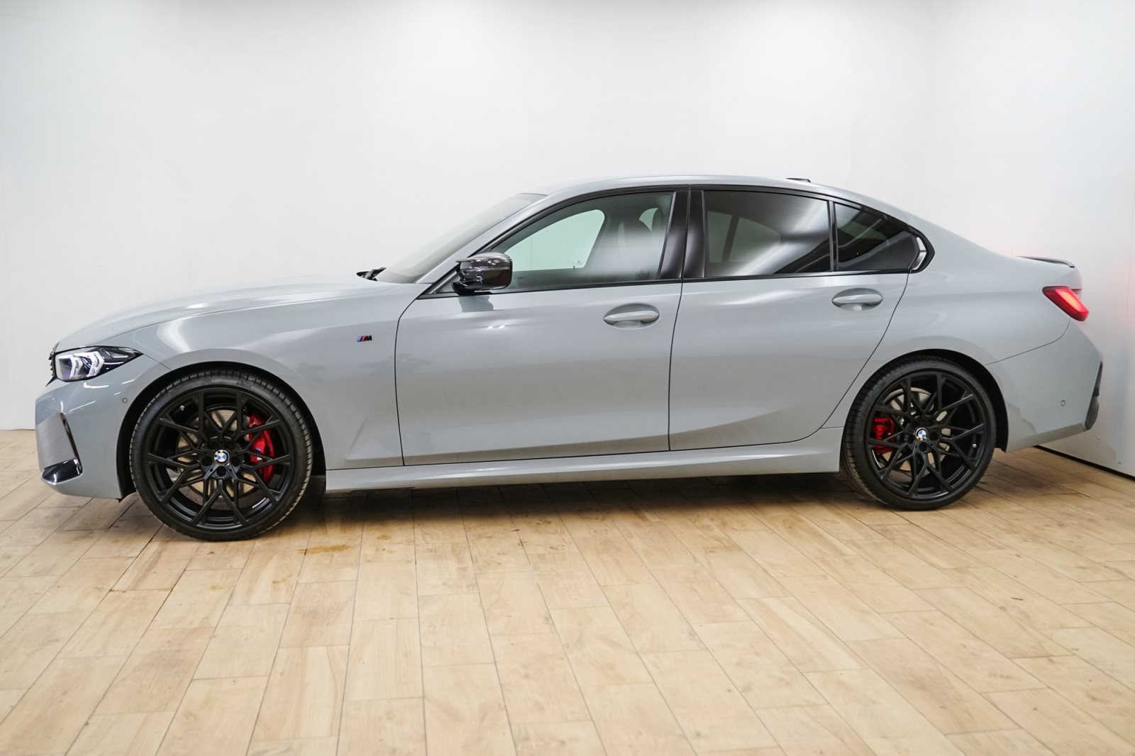 Fahrzeugabbildung BMW M340d xDrive Limousine [M Perf. Parts, HK Sound]