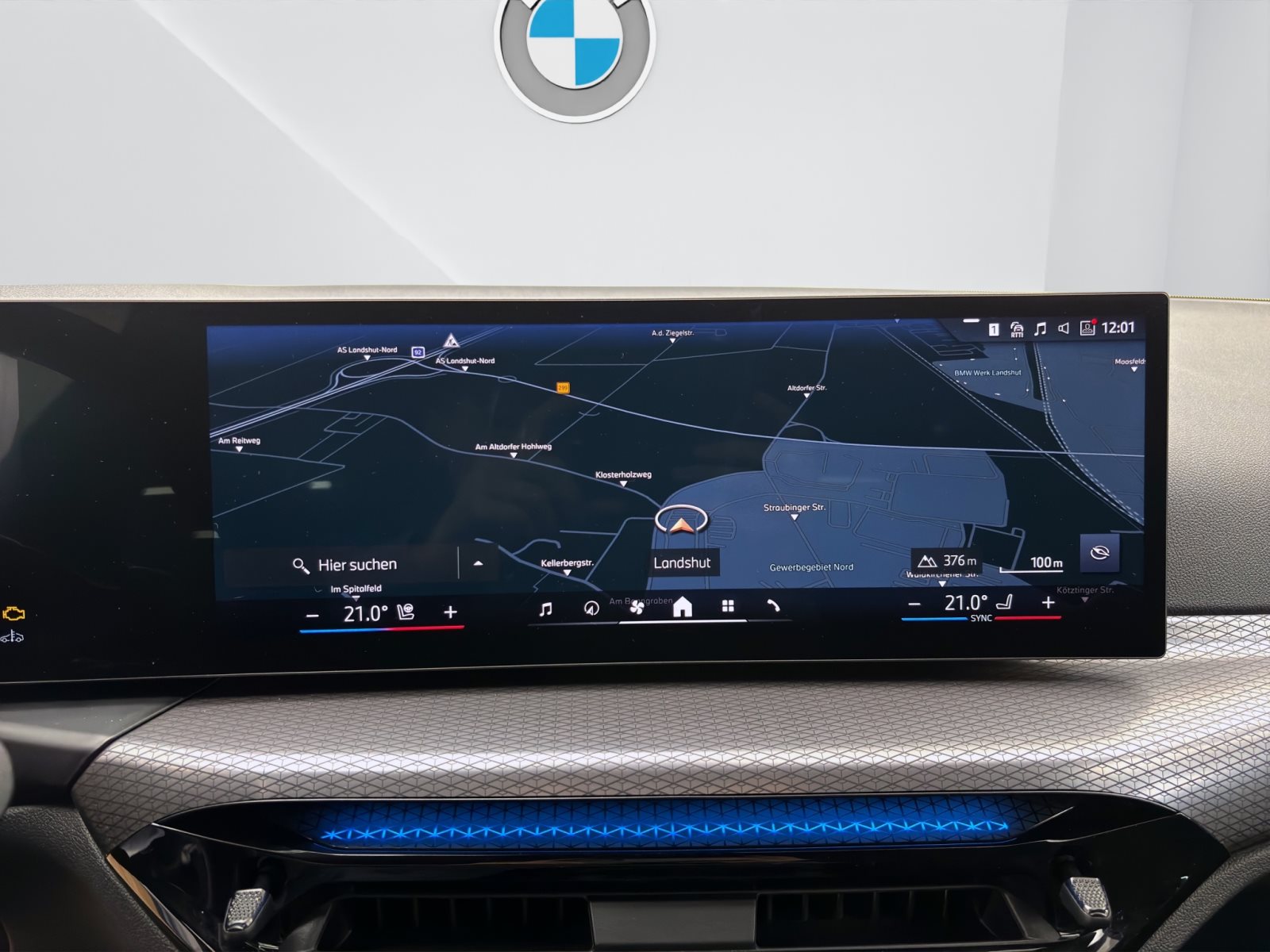 Fahrzeugabbildung BMW 320d Touring [M Sport, LC Plus, ACC, RFK, AHK]