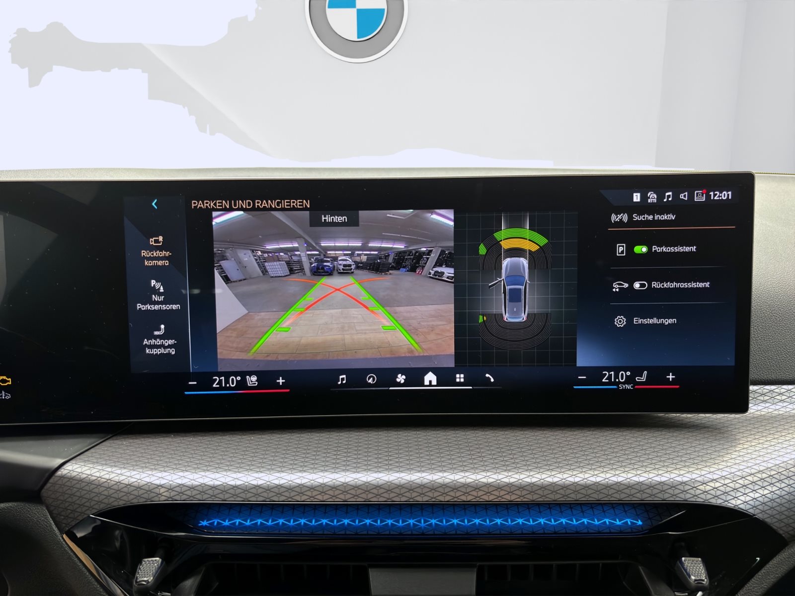 Fahrzeugabbildung BMW 320d Touring [M Sport, LC Plus, ACC, RFK, AHK]