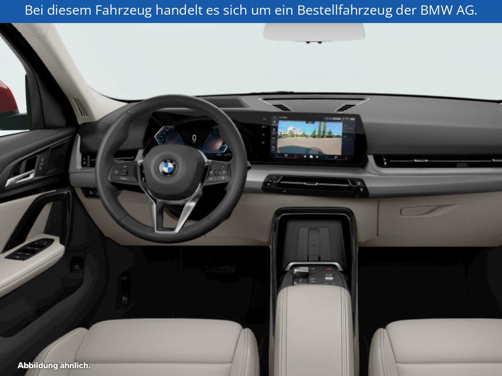 Fahrzeugabbildung BMW X2 sDrive20i