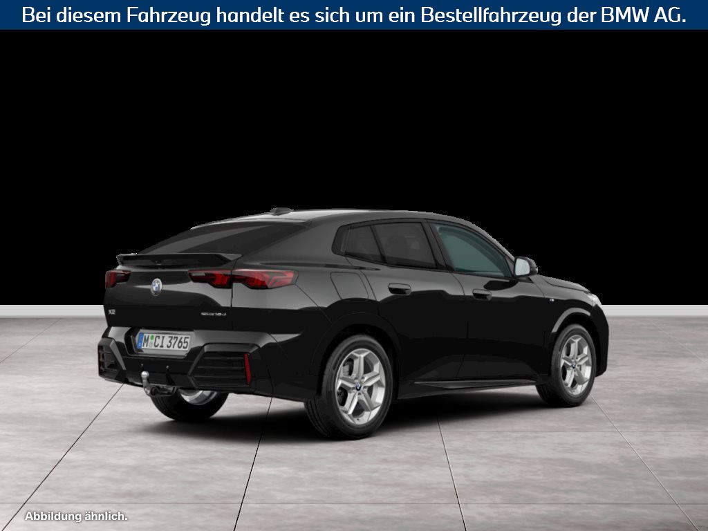 Fahrzeugabbildung BMW X2 sDrive18d