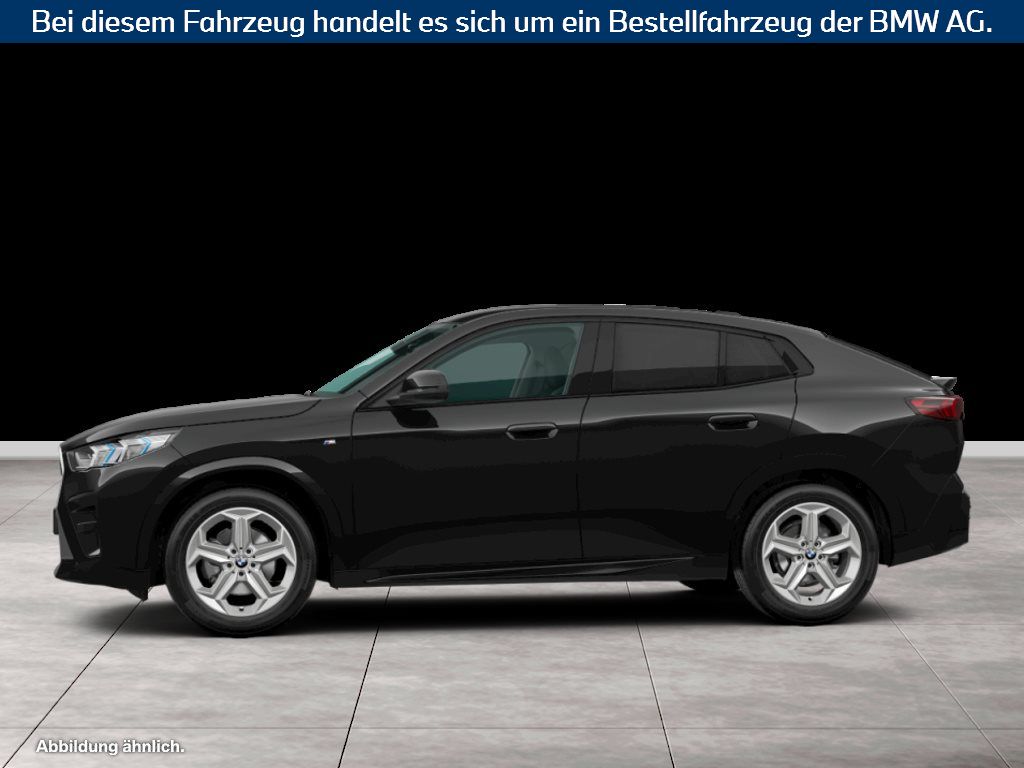 Fahrzeugabbildung BMW X2 sDrive18d