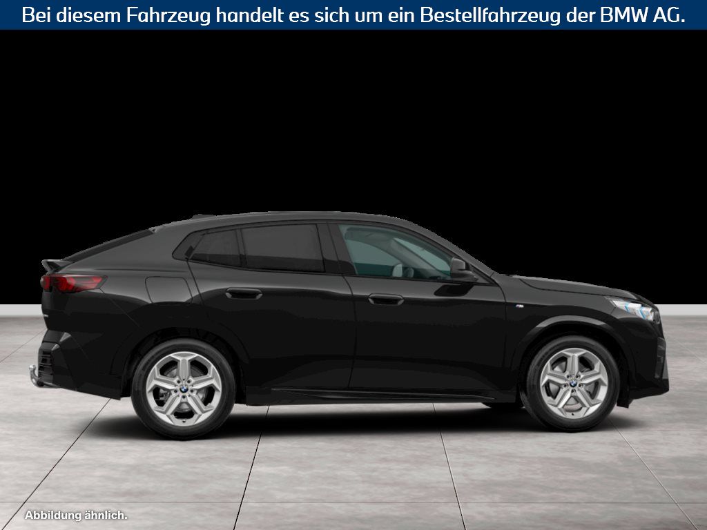 Fahrzeugabbildung BMW X2 sDrive18d