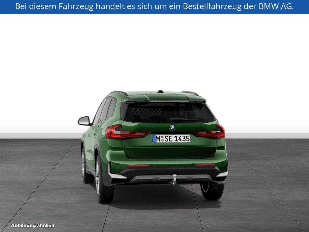 Fahrzeugabbildung BMW X1 sDrive20i