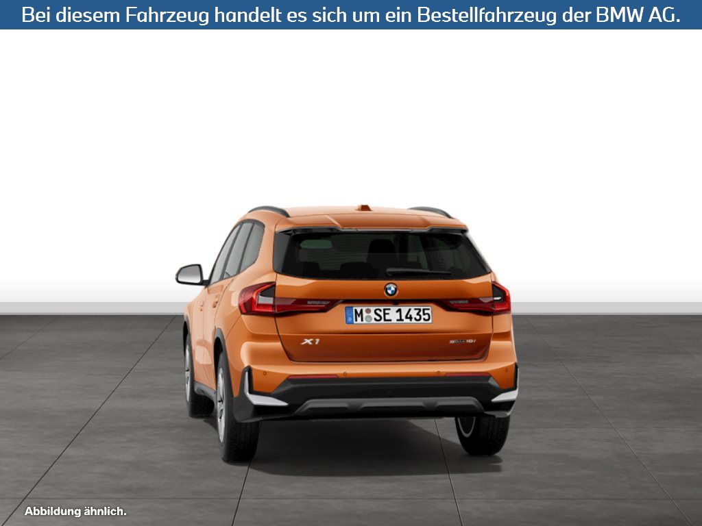Fahrzeugabbildung BMW X1 sDrive18i SAV
