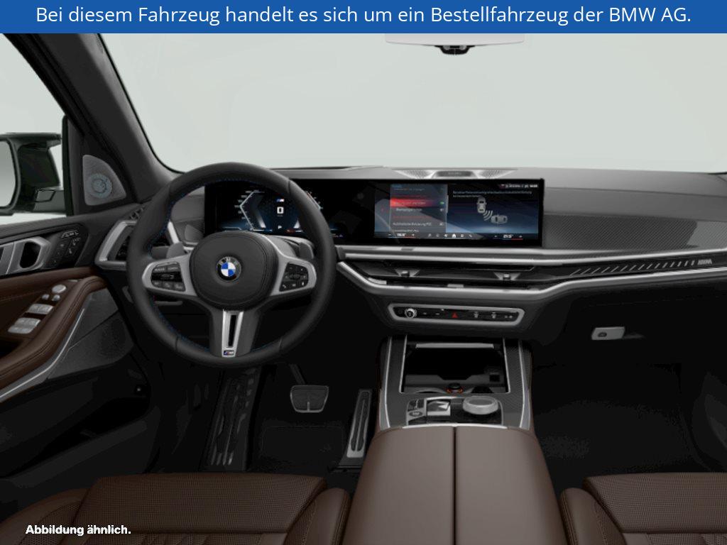 Fahrzeugabbildung BMW X7 M60i xDrive