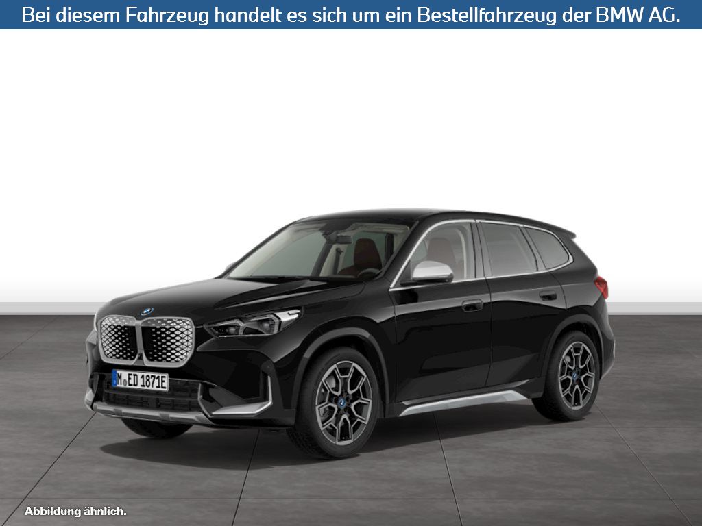 BMW iX1 xDrive30
