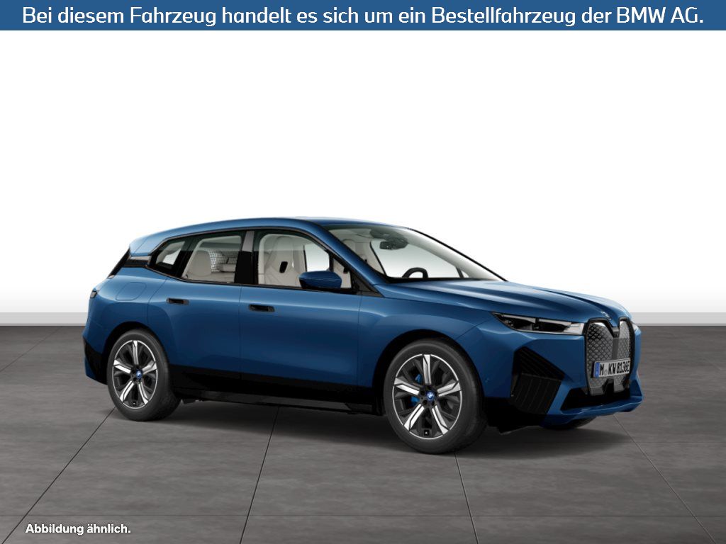 Fahrzeugabbildung BMW iX xDrive40