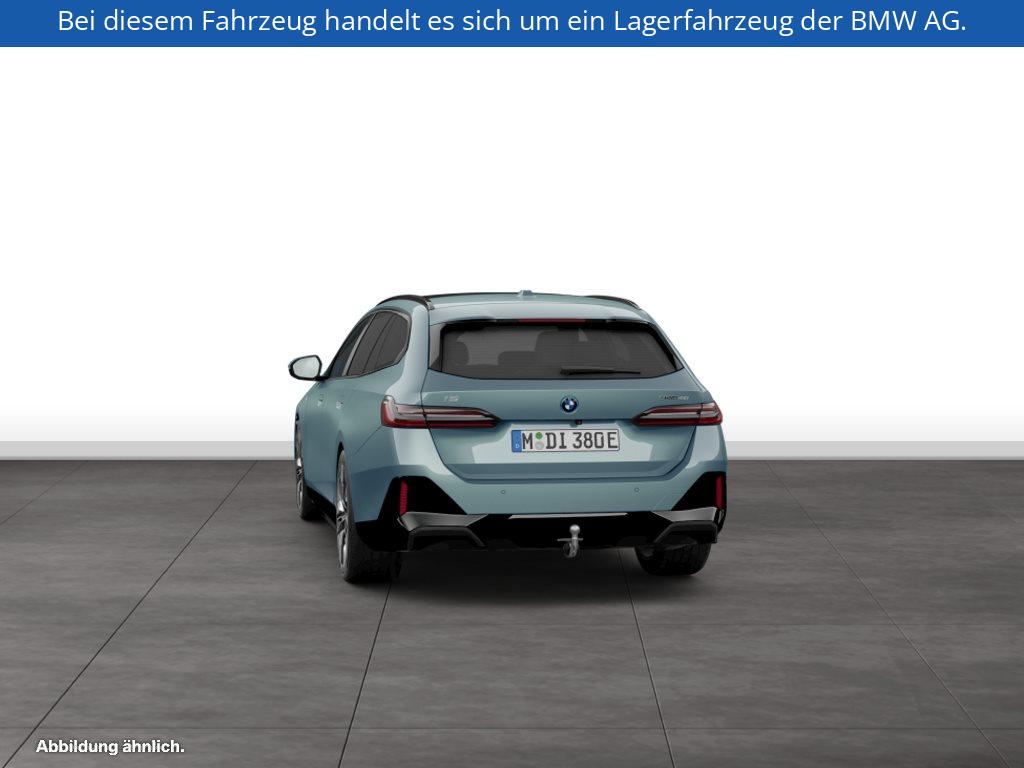 Fahrzeugabbildung BMW i5 eDrive40 Touring