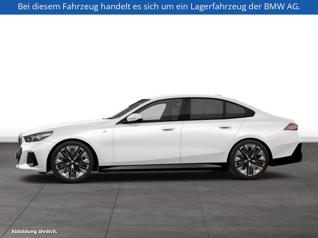 Fahrzeugabbildung BMW 520d xDrive Limousine