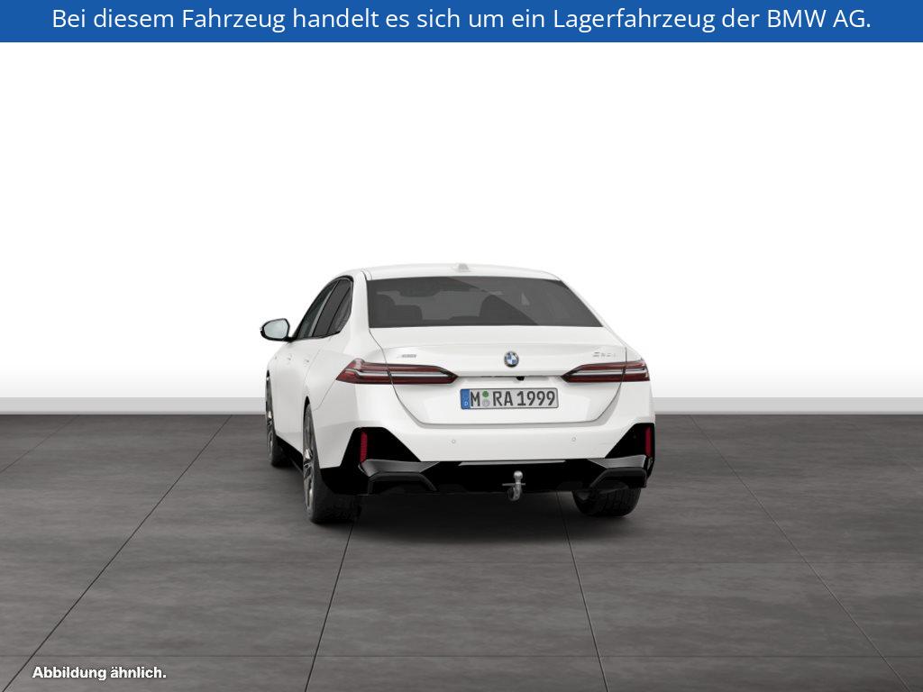 Fahrzeugabbildung BMW 520d xDrive Limousine